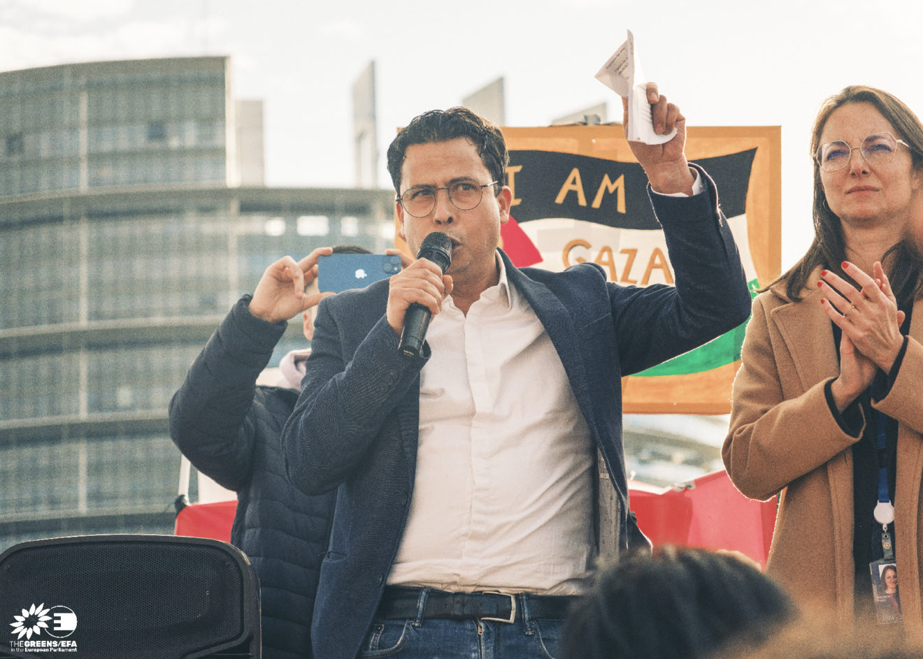 Mounir Satouri à la manifestation en soutien au Peuple Palestinien